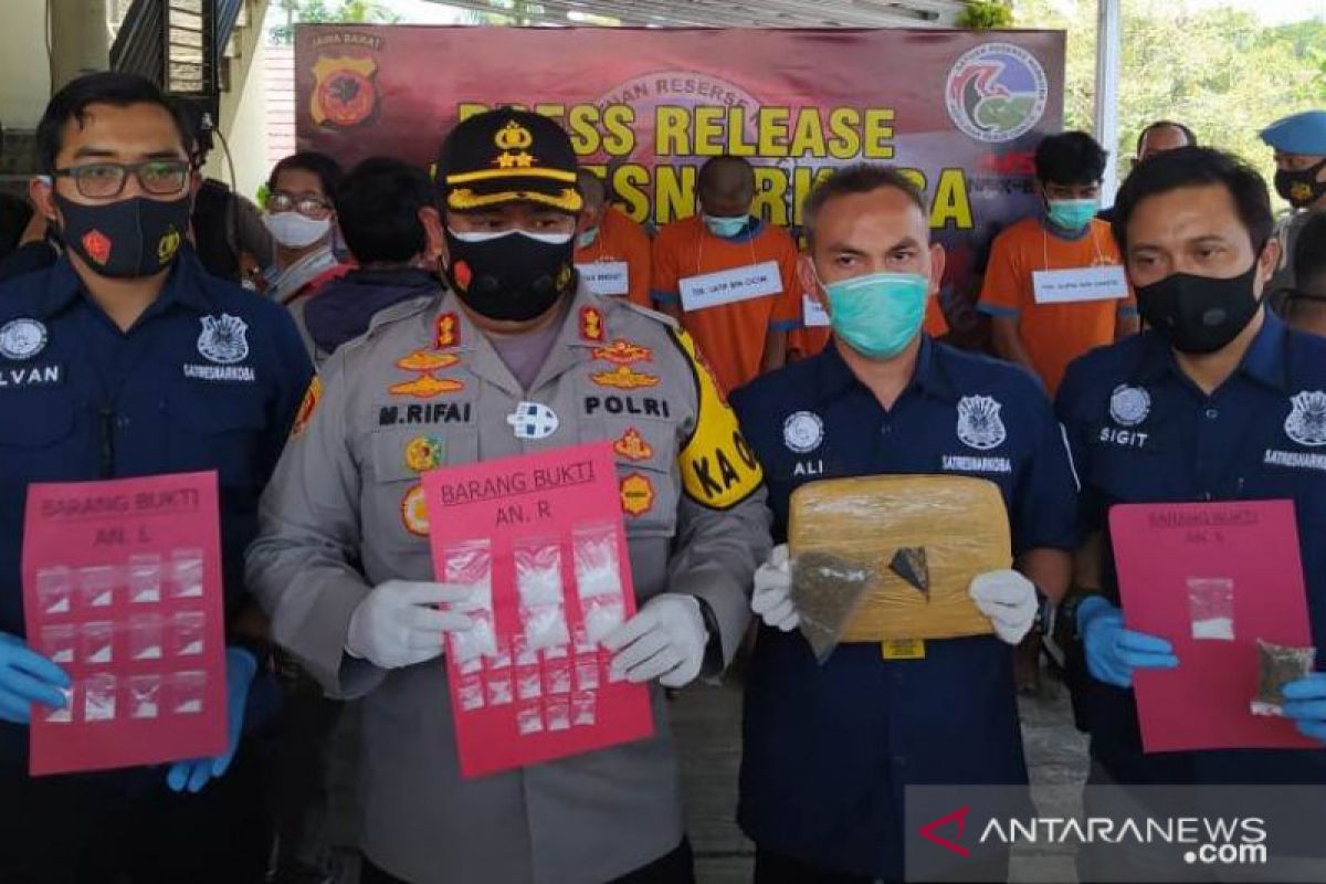 Satnarkoba Polres Cianjur tangkap enam bandar narkoba