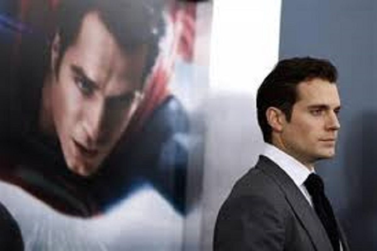 Henry Cavill sebut ingin perankan karakter "James Bond"