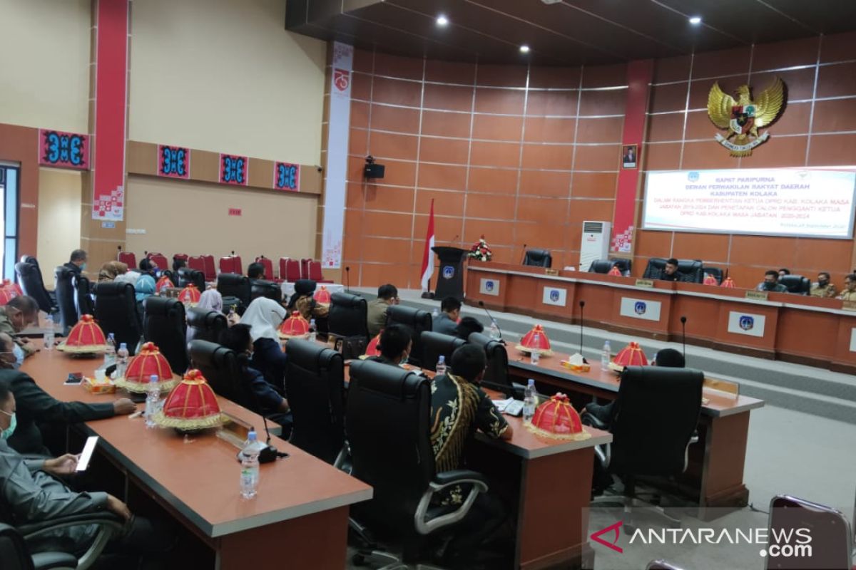 Ketua DPRD Kolaka diberhentikan melalui rapat paripurna