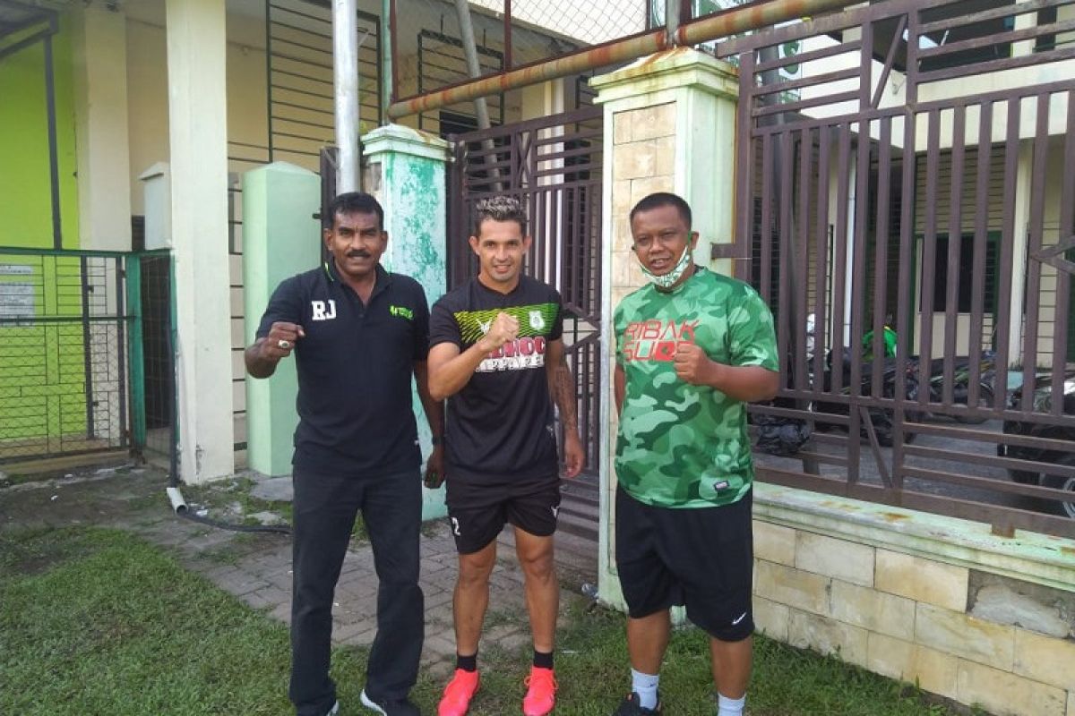 Pemain naturalisasi Silvio Escobar merapat ke PSMS