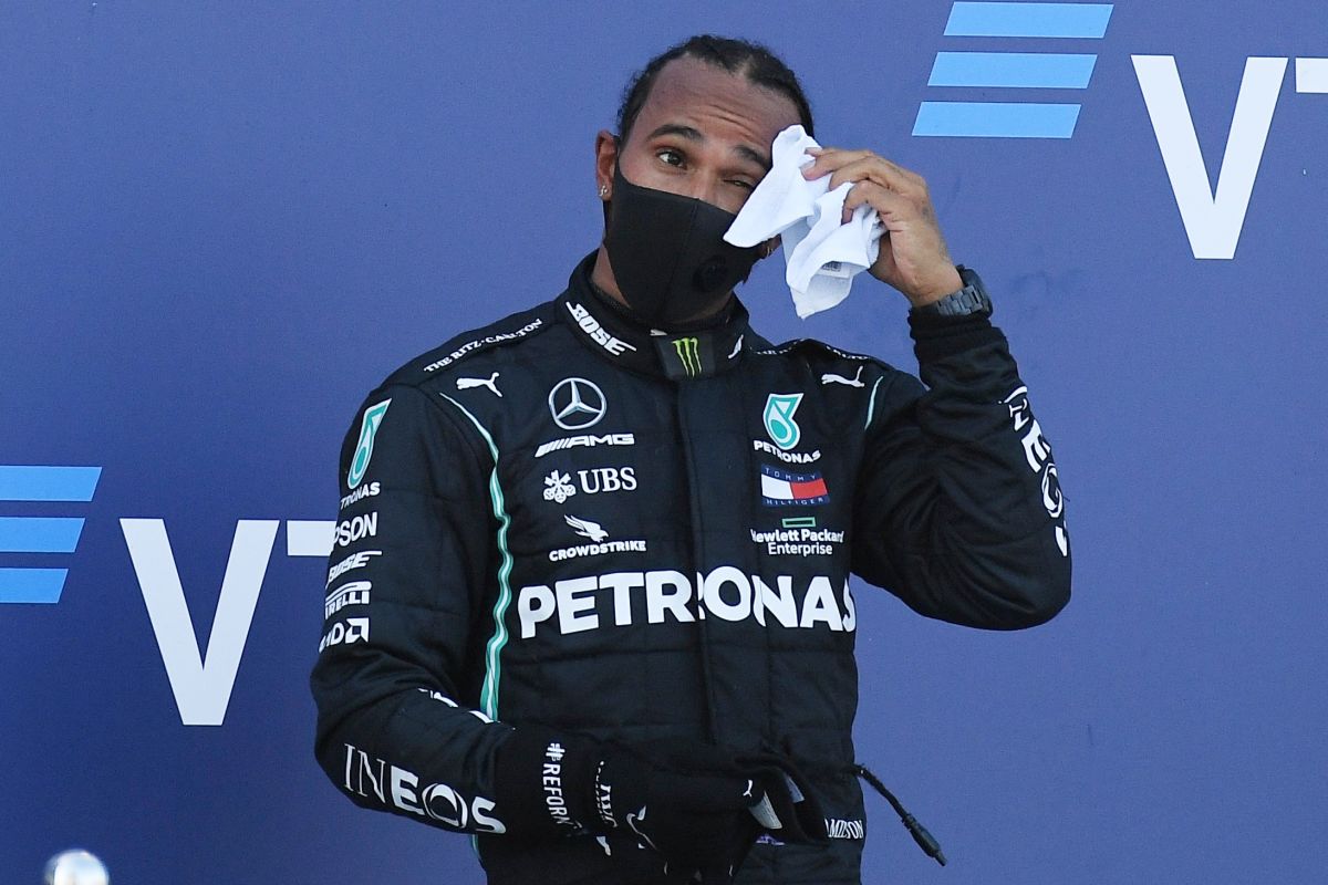 Steward batalkan penalti poin Lewis Hamilton di GP Rusia