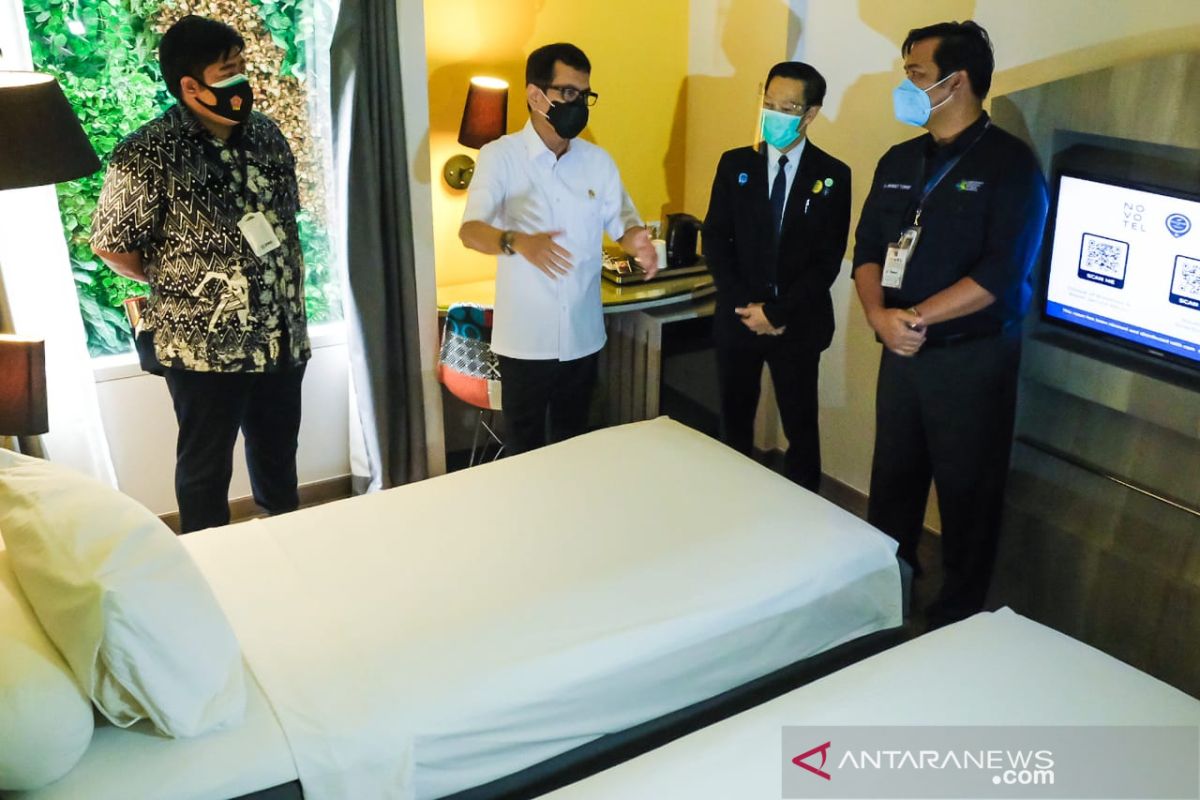 Two Jakarta hotels facilitate self-isolation of asymptomatic patients