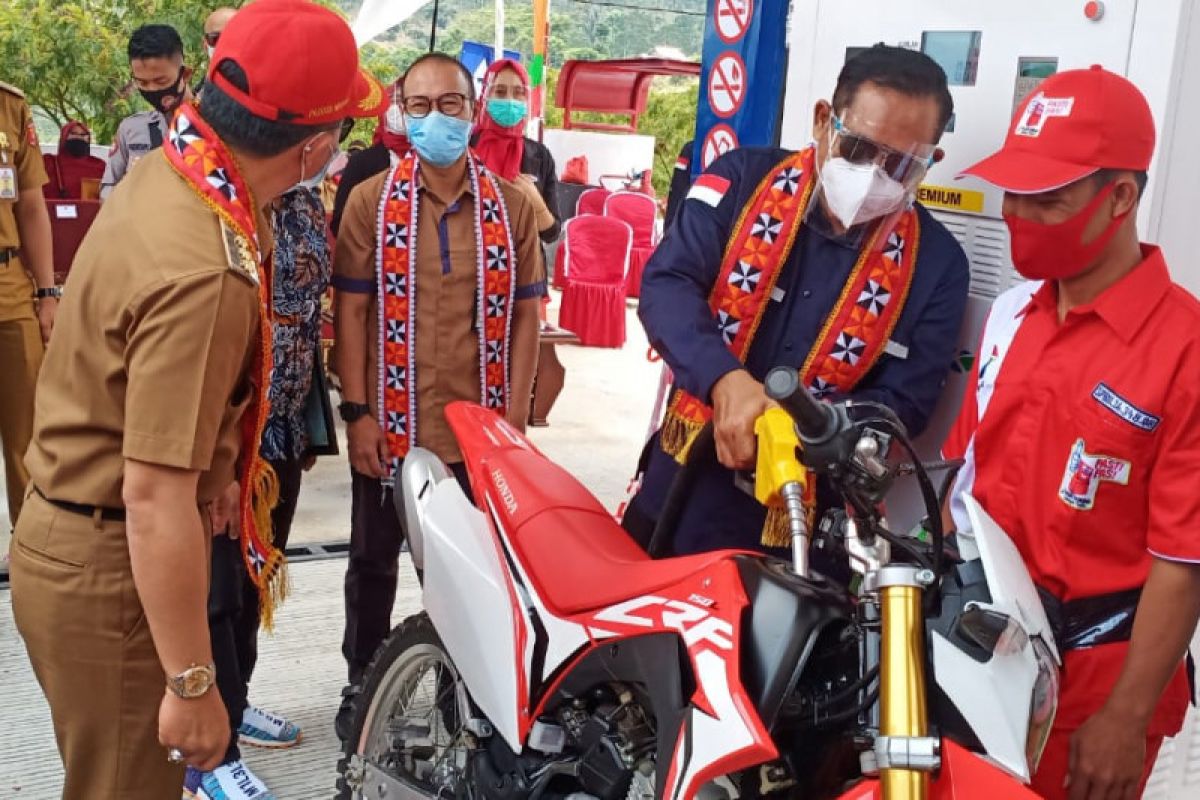 Pertamina resmikan tiga SPBU Satu Harga daerah terpencil Lampung Barat