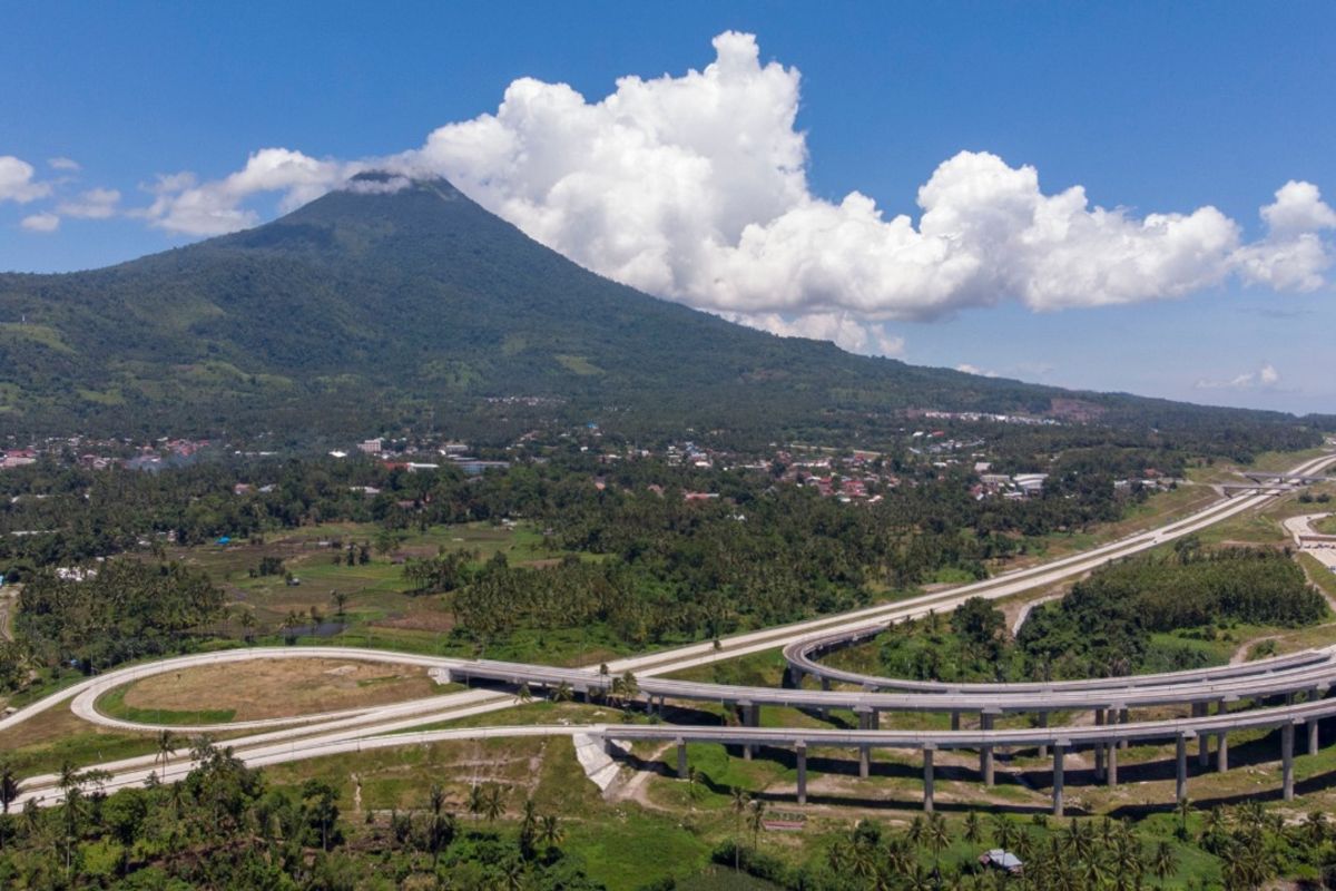 Tol Manado-Bitung dirancang terintegrasi kawasan strategis