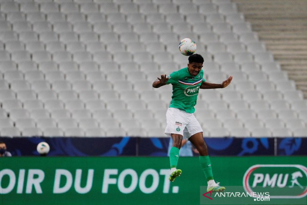 Leicester rekrut bek tengah Wesley Fofana dari Saint-Etienne