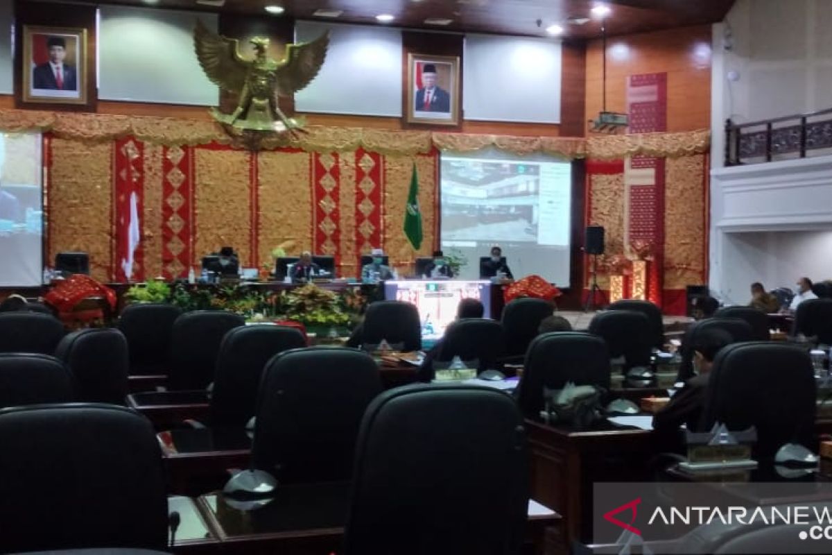 COVID-19 pengaruhi postur APBD Perubahan  Sumbar 2020