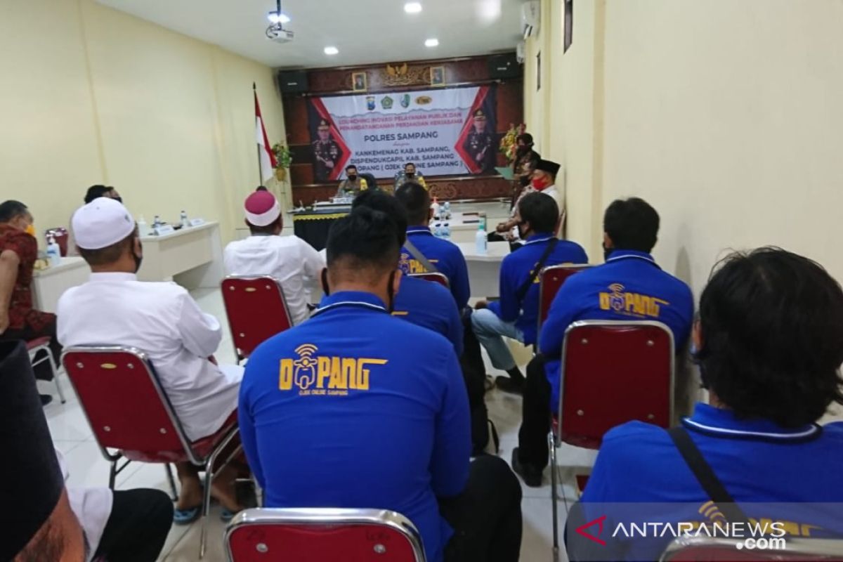 Polres Sampang gunakan layanan daring pengurusan SIM-SKCK