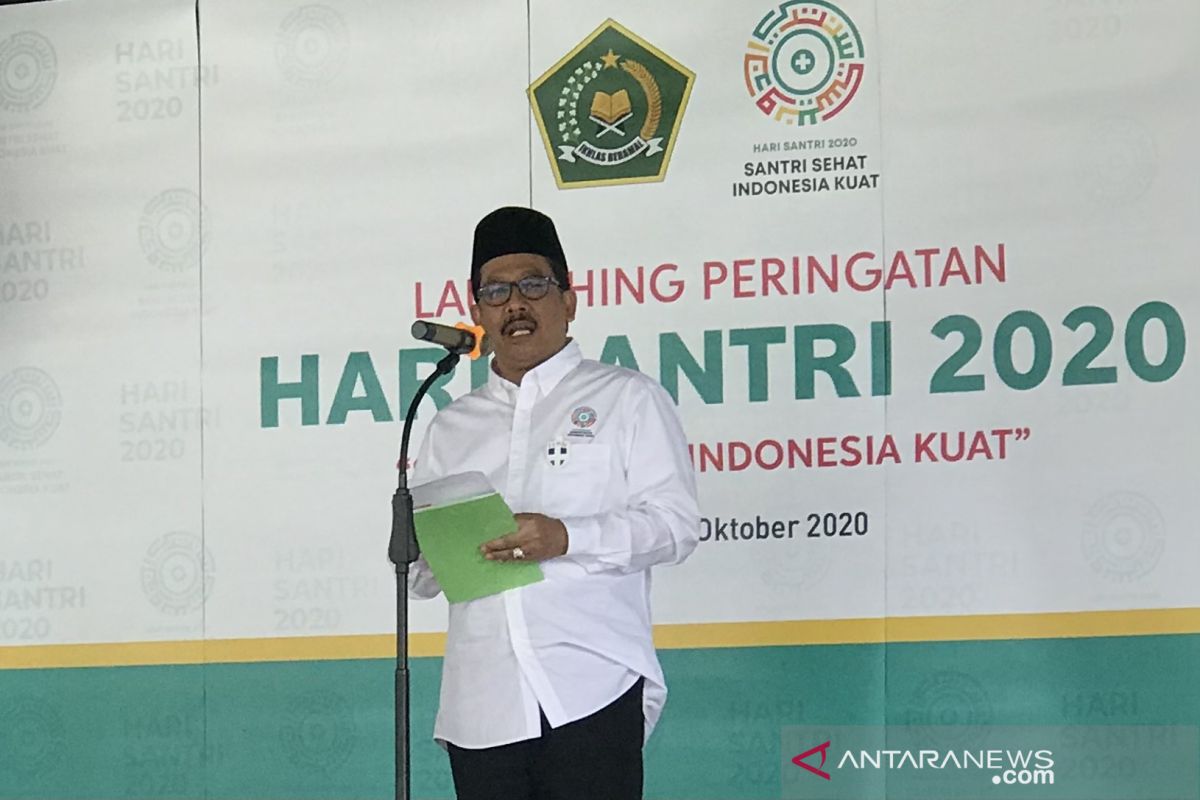 Wamenag:  Santri punya kontribusi besar untuk bangsa