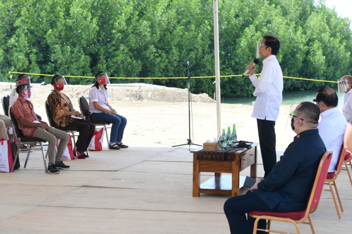 Presiden Jokowi berpesan agar UMKM di Labuan Bajo tak patah semangat