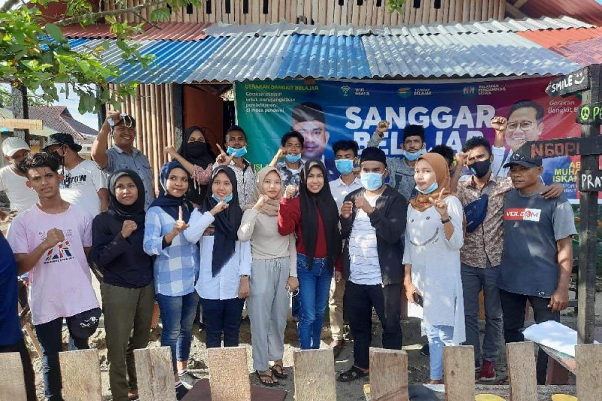 PKB dorong gerakan bangkit belajar siswa di Kabupaten Maluku Tengah