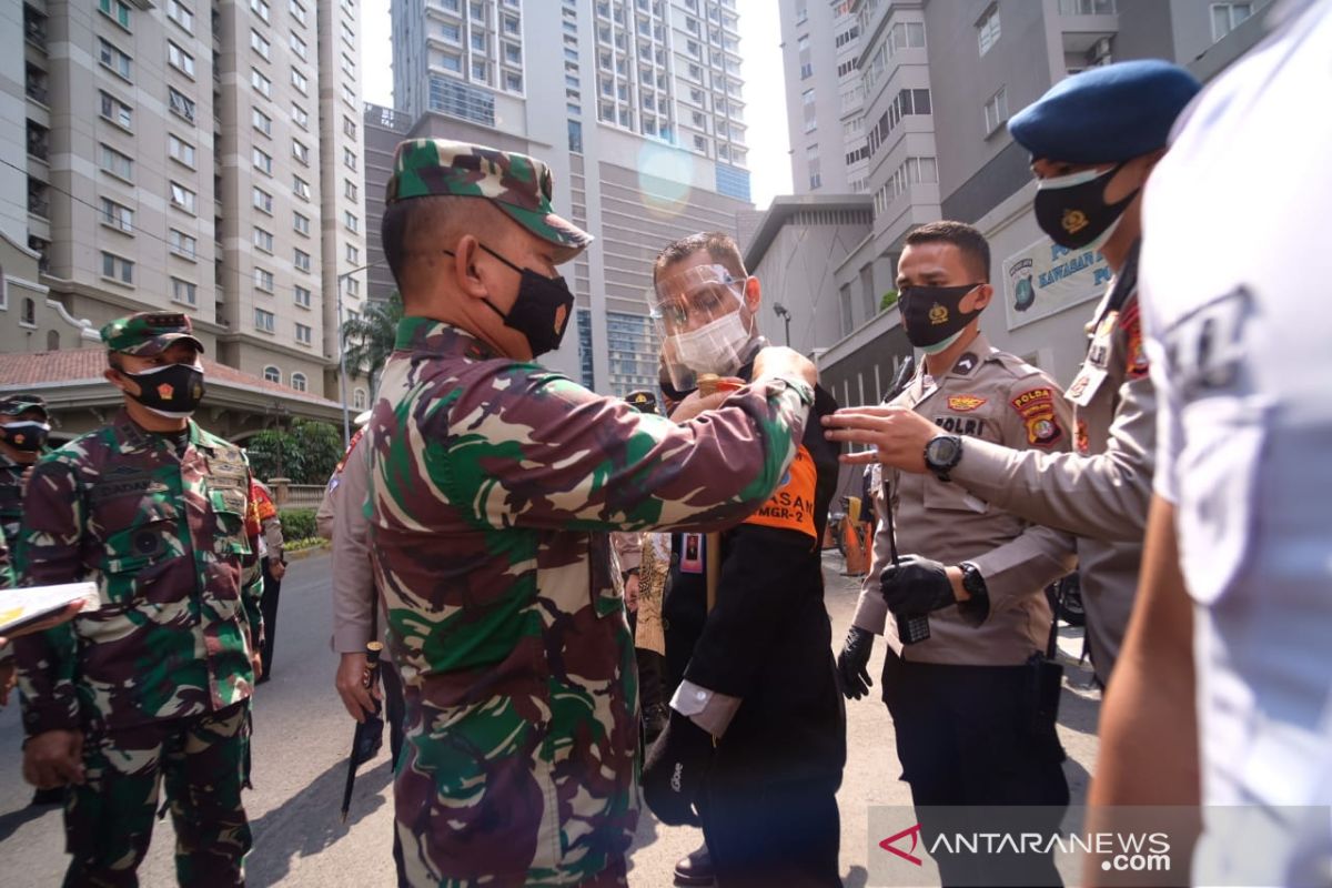 99 sekuriti dilantik jadi petugas protokol kesehatan Covid-19