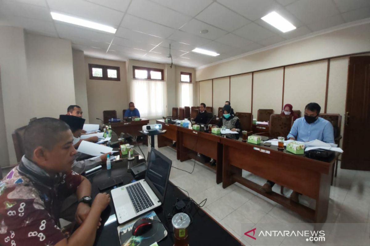 Dewan mengusulkan Reperda tentang Sistem Pemerintahan Berbasis Elektronik