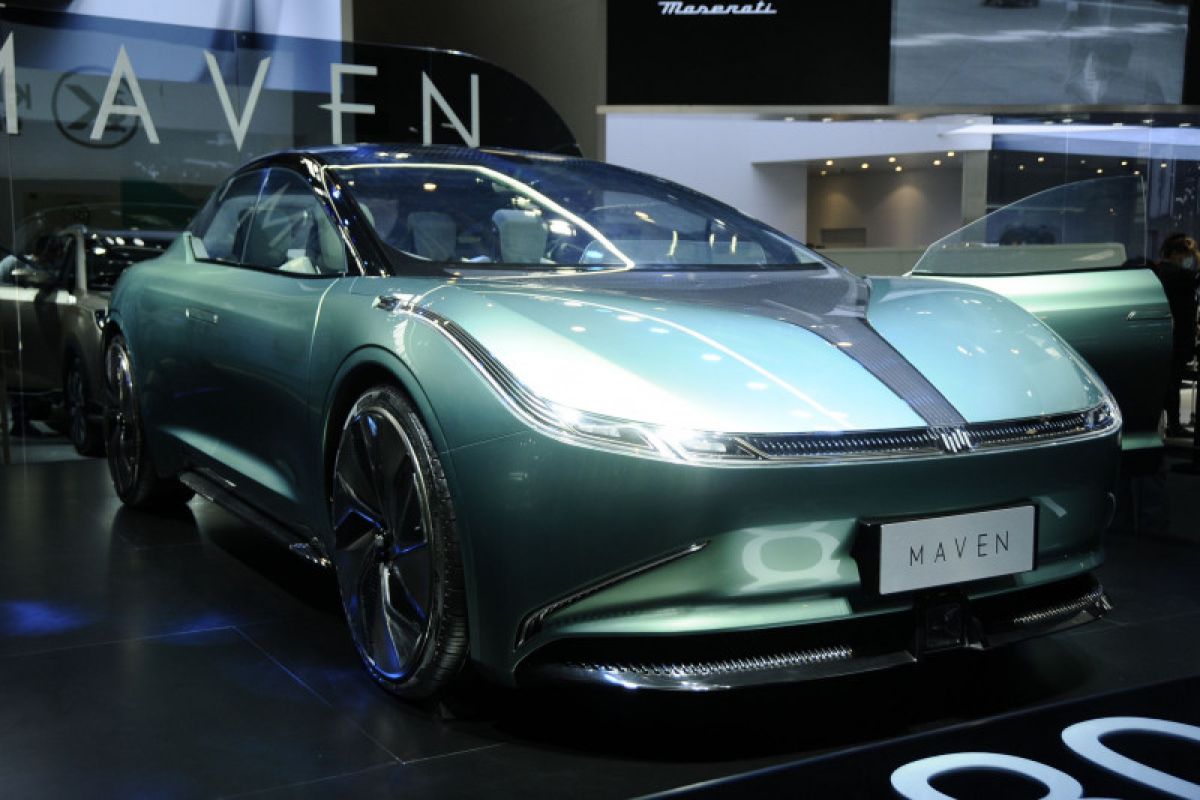 Weltmeister pajang mobil konsep Sleek Maven di Beijing Auto Show