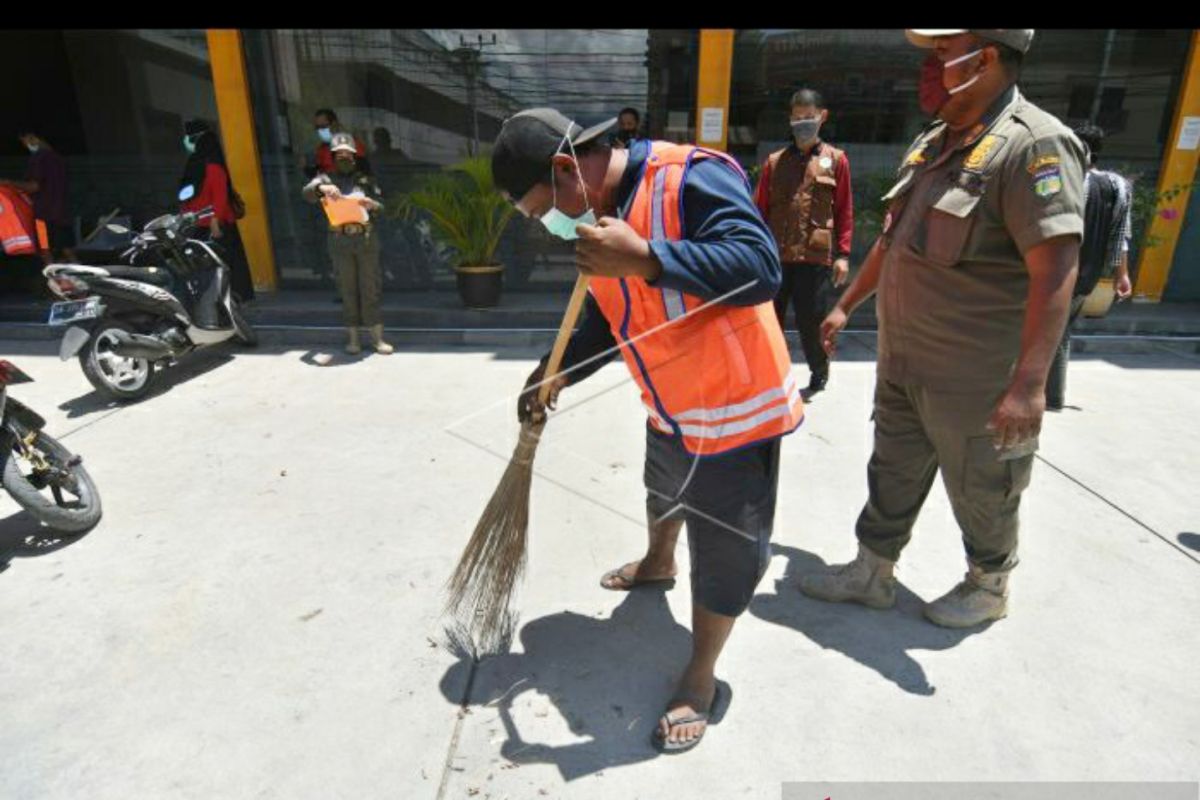 DPRD minta Pemkot Palu  beri contoh dalam penerapan protokol COVID-19