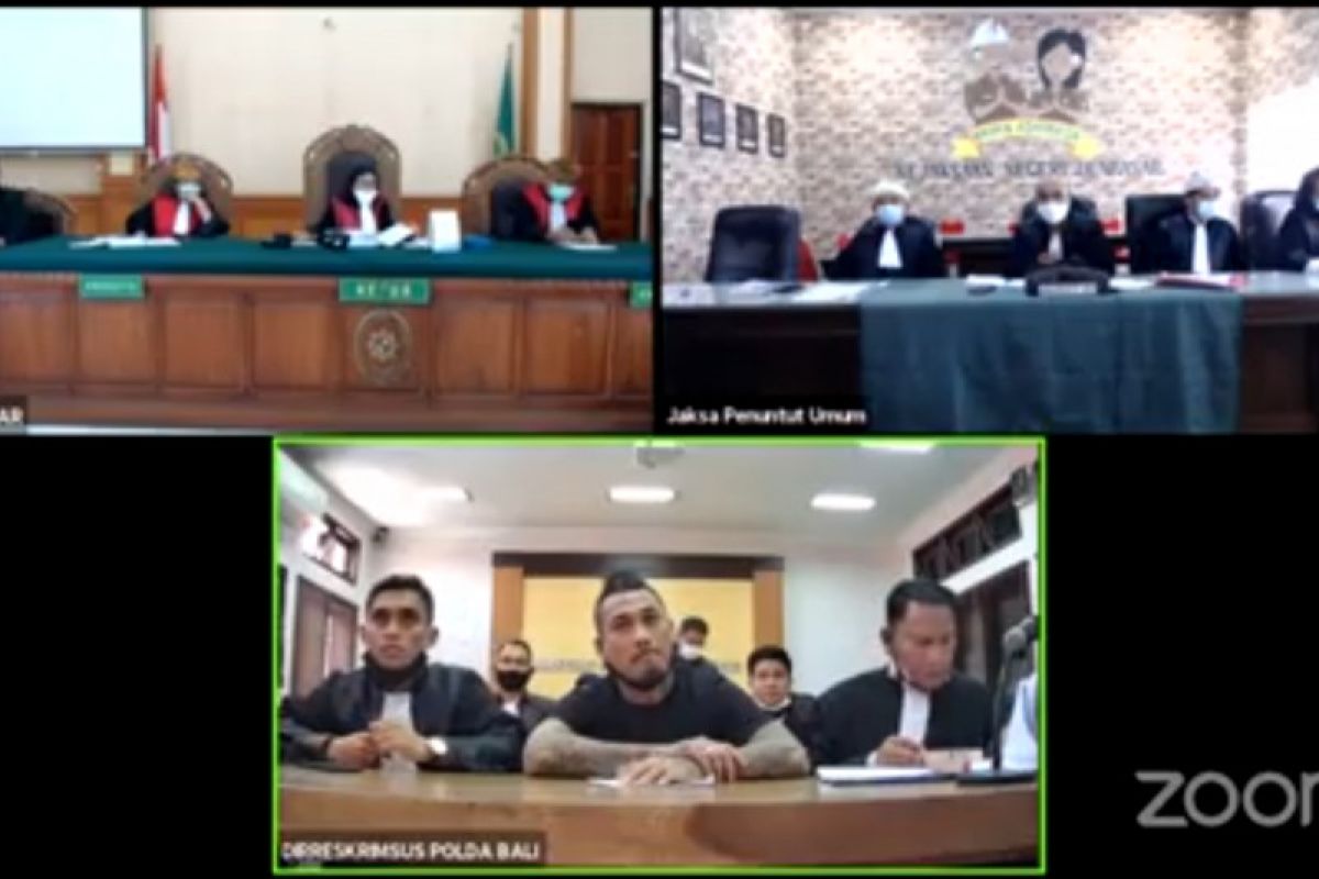 Hakim tolak eksepsi  Jerinx SID dalam sidang virtual