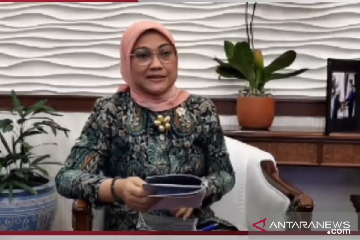 Menaker  Ida Fauziyah  ungkap perlindungan tambahan bagi pekerja di UU Cipta Kerja