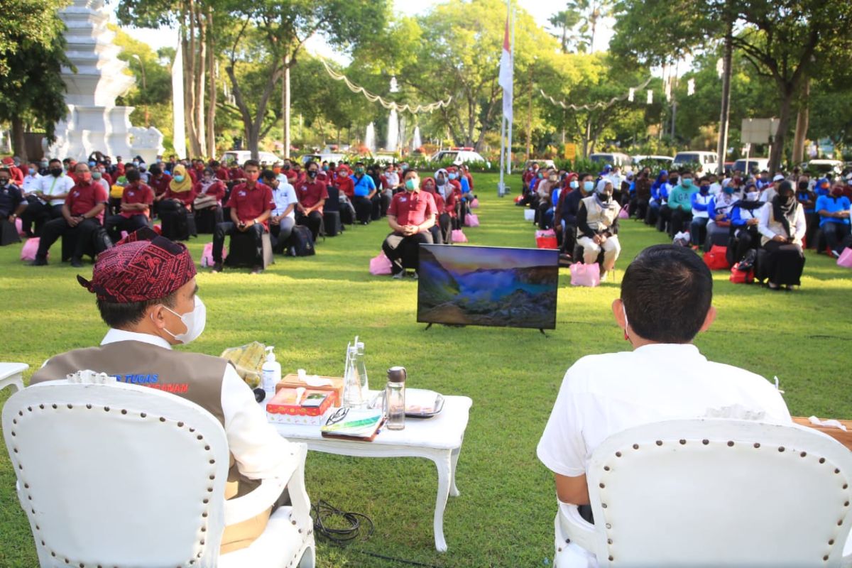 Silaturahim Bupati Anas bersama relawan sosial Banyuwangi