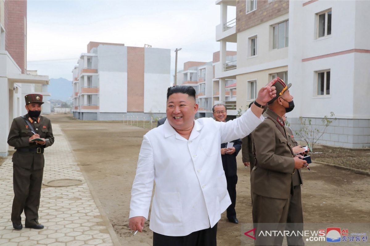 Kim Jong Un janjikan puluhan ribu rumah baru pulihkan daerah yang dilanda topan