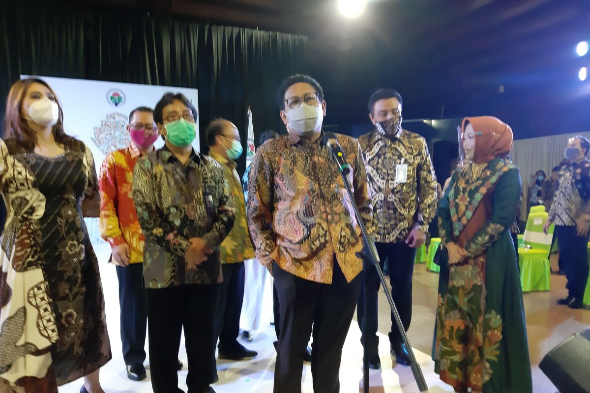 Mendes PDTT gaungkan "belanja batik secara daring"