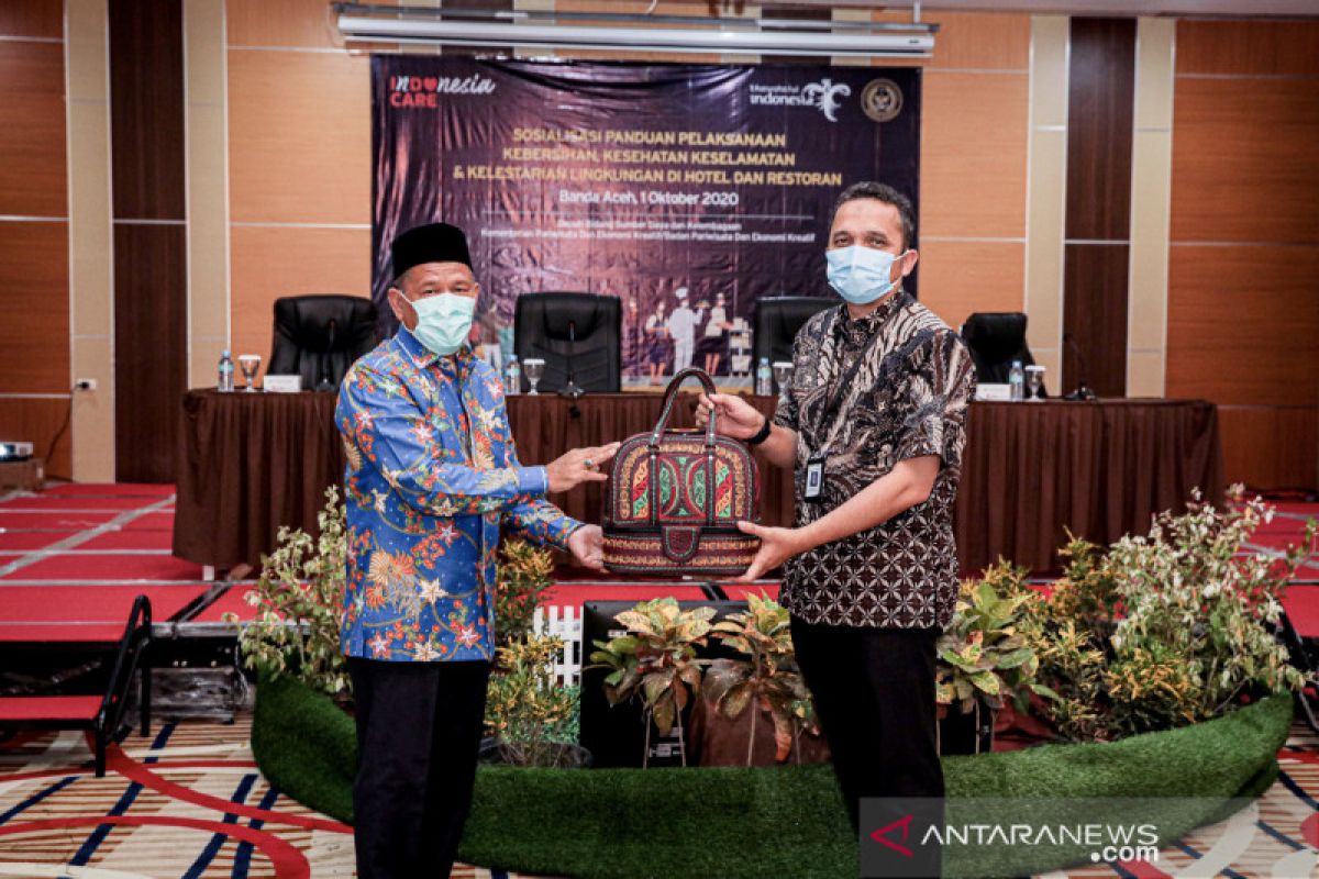 Kemenparekraf mendorong industri wisata Aceh sertifikasi Indonesia Care