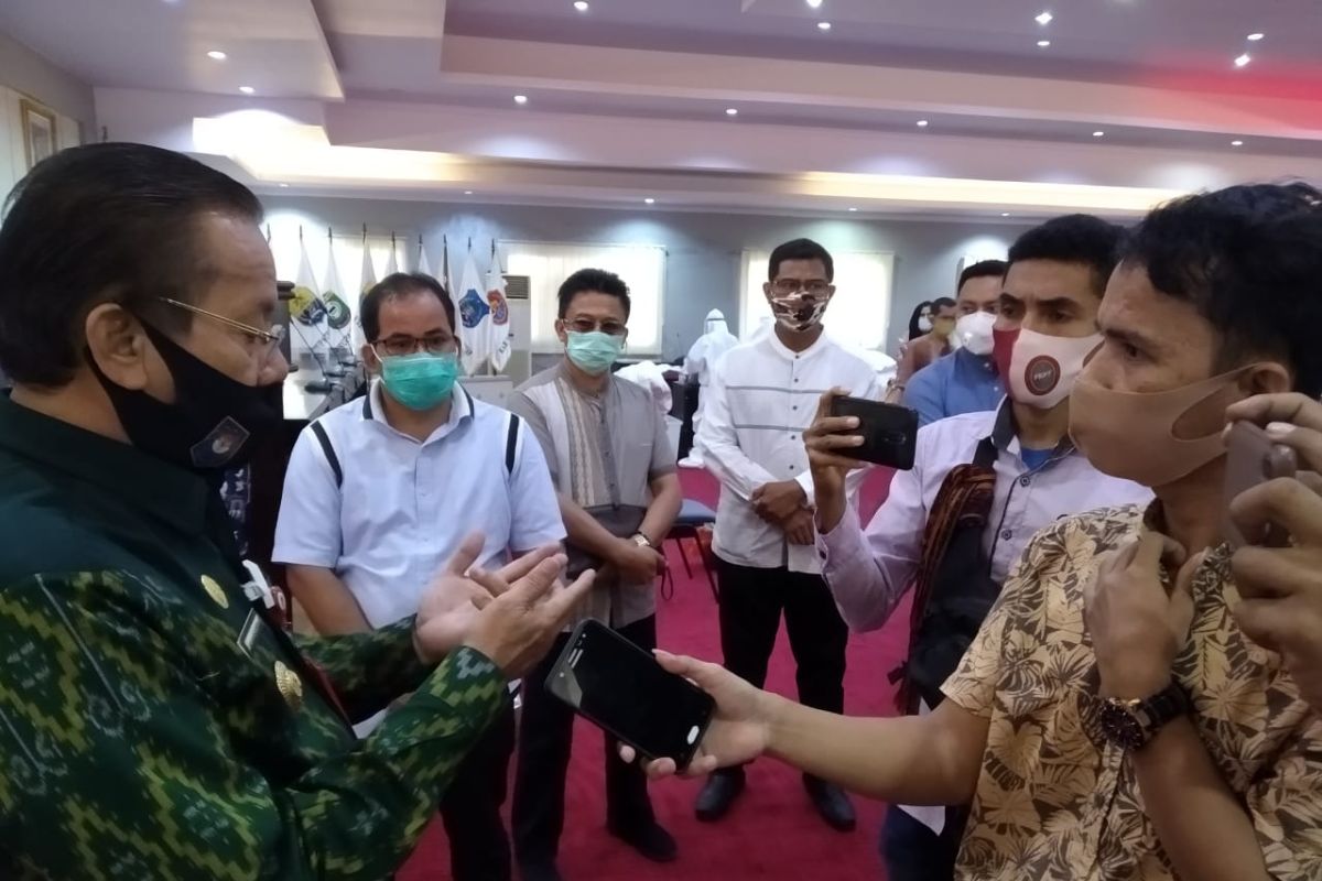 Asisten II Pemprov Sulteng positif COVID-19, puluhan ASN dites usap