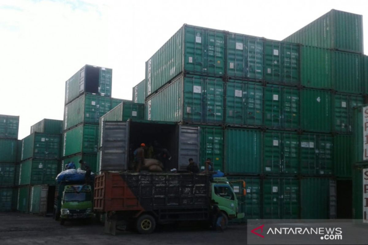 Triwulan ketiga, bongkar-muat barang kontainer di pelabuhan Murhum capai 206,648 ton