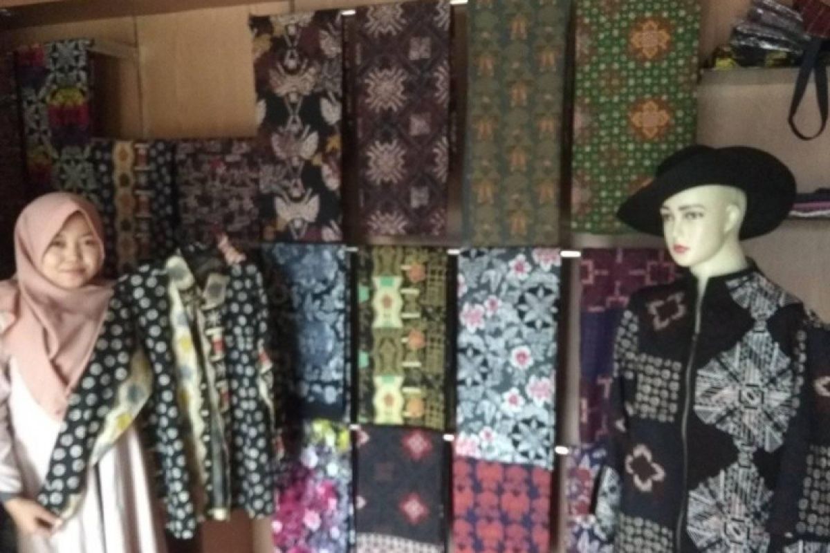 Omzet perajin Batik Lebak anjlok 80 persen dampak panemi COVID-19