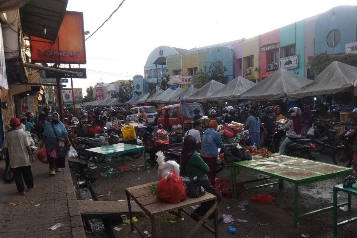 Pemkab Lebak terapkan genap ganjil batasi pedagang pasar Rangkasbitung selama PSBB