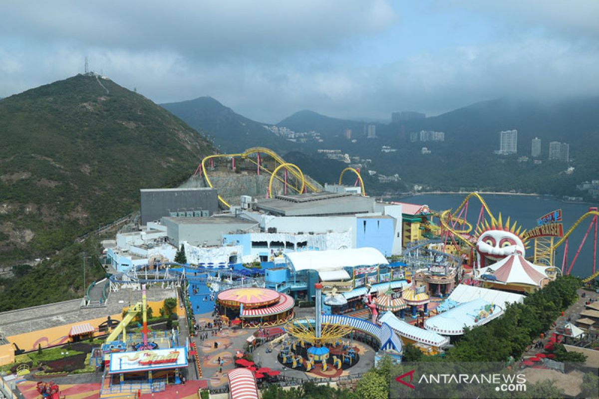 Ocean Park Hong Kong dibuka, Menara Kuning Wuhan jadi wisata malam