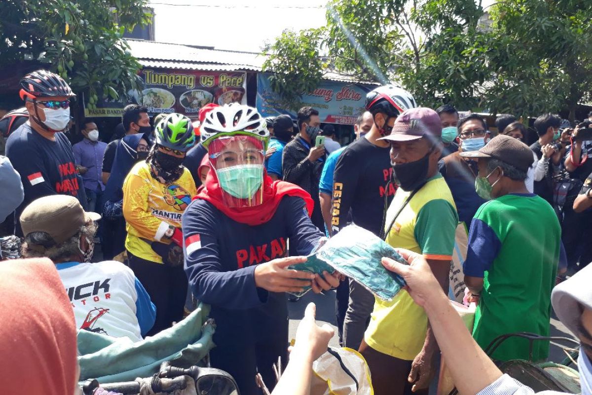 Gubernur Khofifah kampanyekan penggunaan masker di Kediri