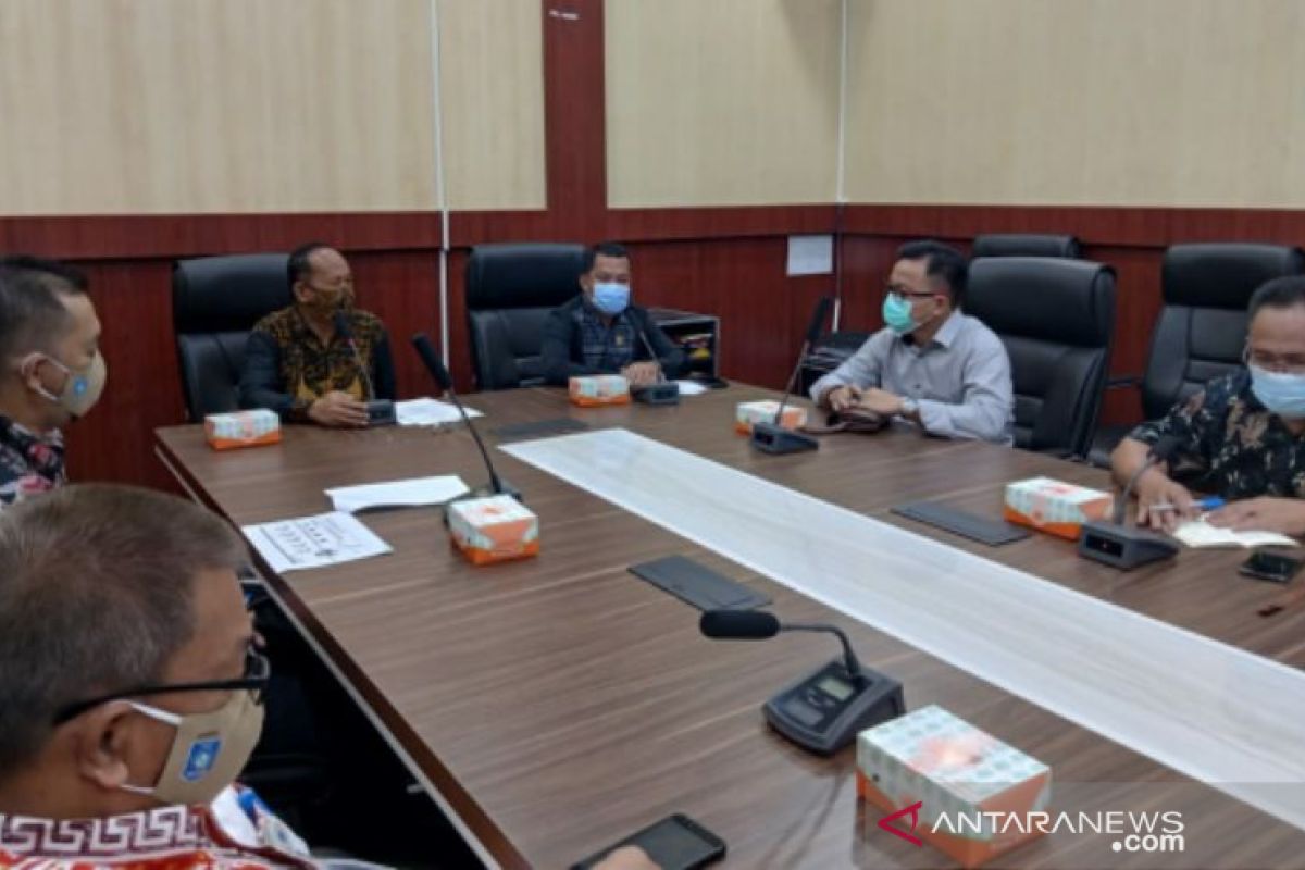 Dishub Babel audiensi dengan Komisi I DPRD Belitung