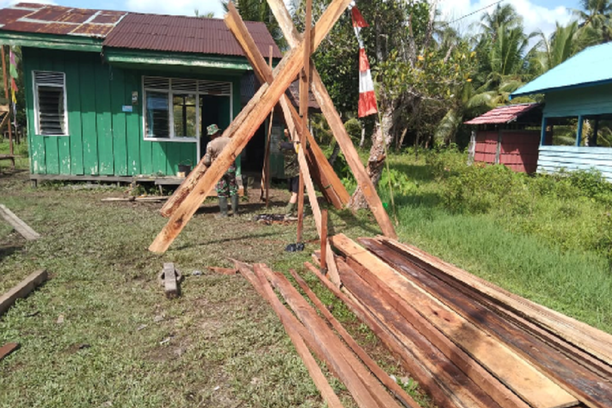 Pembangunan Pos Terpadu  masih terus dikerjakan Satgas TMMD