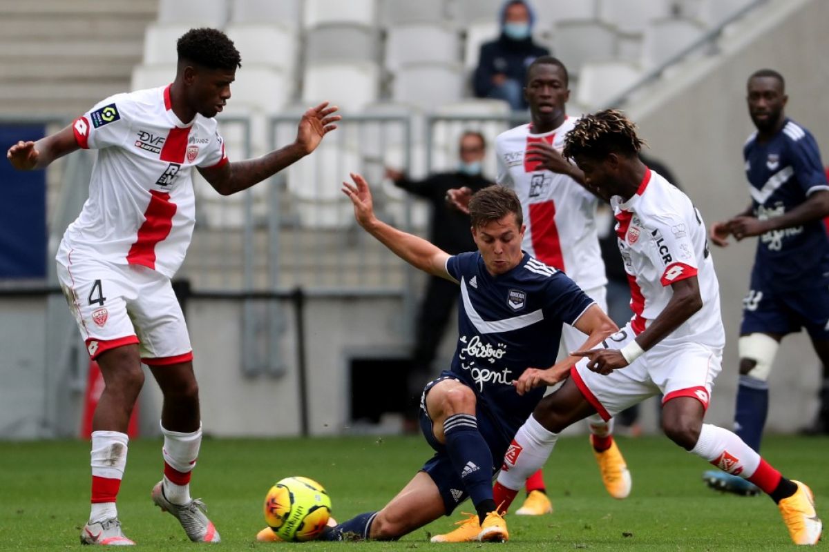 Liga Prancis - Tumbangkan rival-rivalnya, Bordeaux dan Lille meraup poin penuh