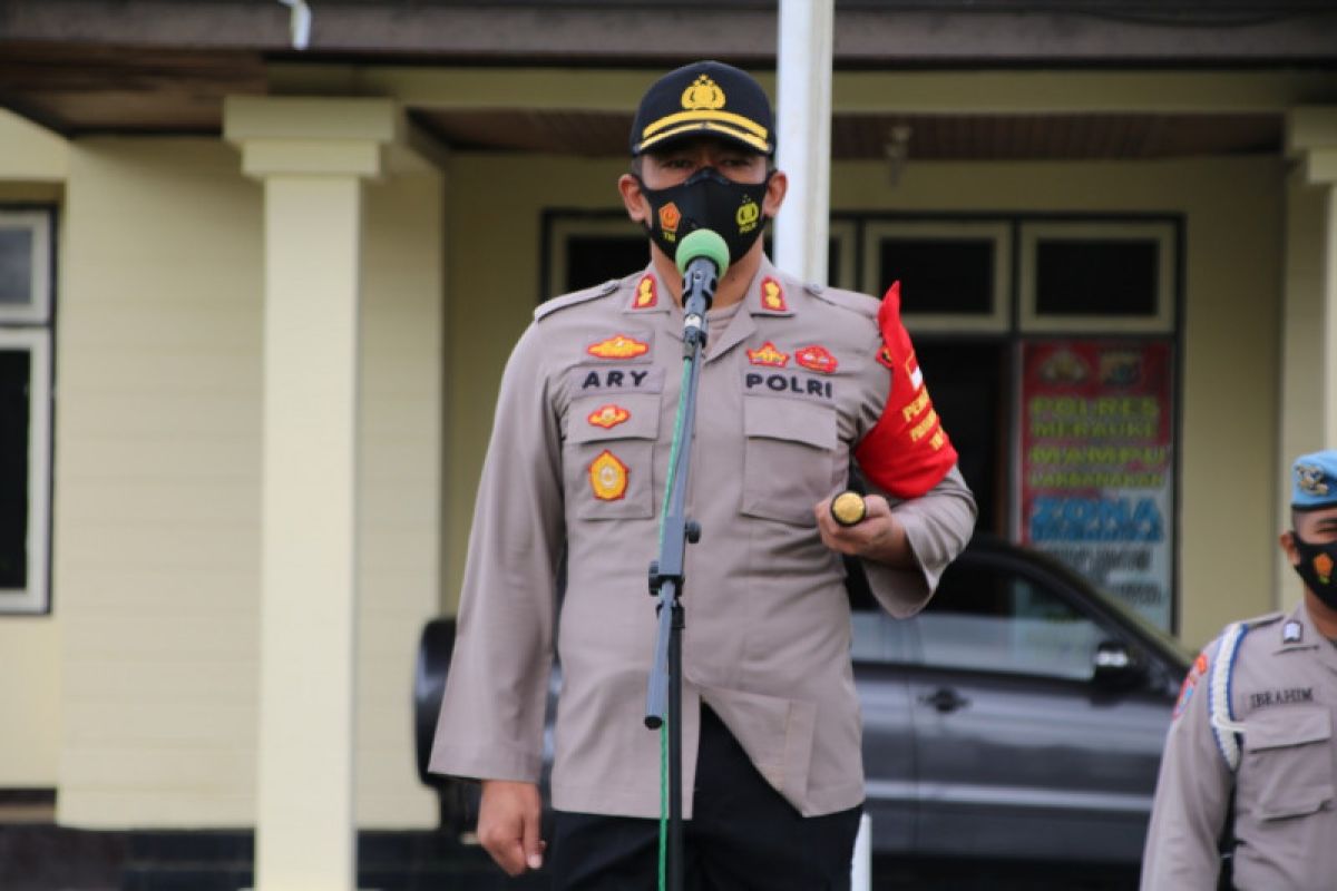 Personel Polres Merauke diperintahkan tidak berfoto bersama dengan cabup