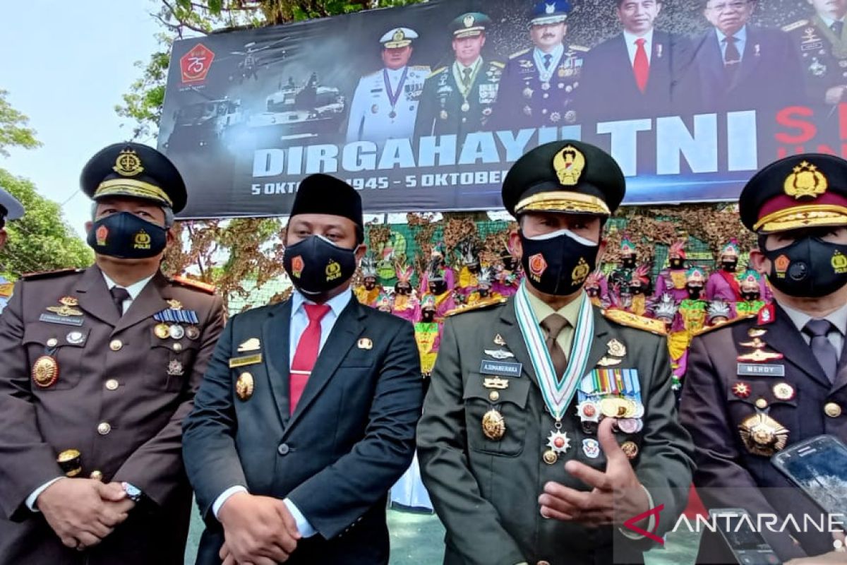 Pangdam XIV/Hasanuddin : TNI dan Polri berkomitmen kawal penanganan COVID-19