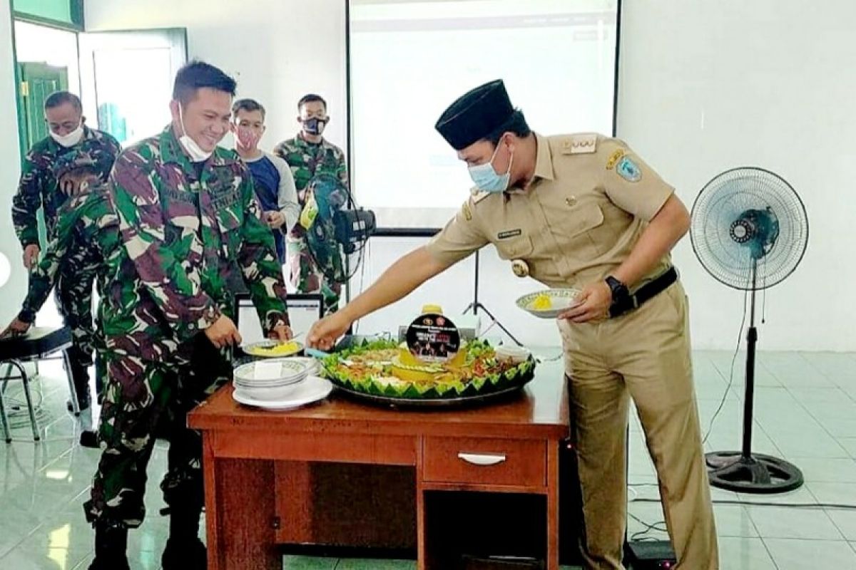 TNI garda terdepan menjaga NKRI, kata Bupati Lamandau