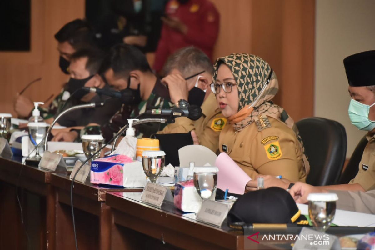 Bupati Bogor Ade Yasin keluarkan 13 instruksi untuk Satgas Penanganan COVID-19