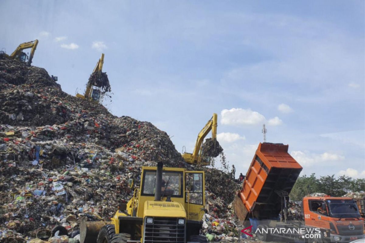 Ecoton: Perlu peningkatan edukasi dampak pembakaran sampah