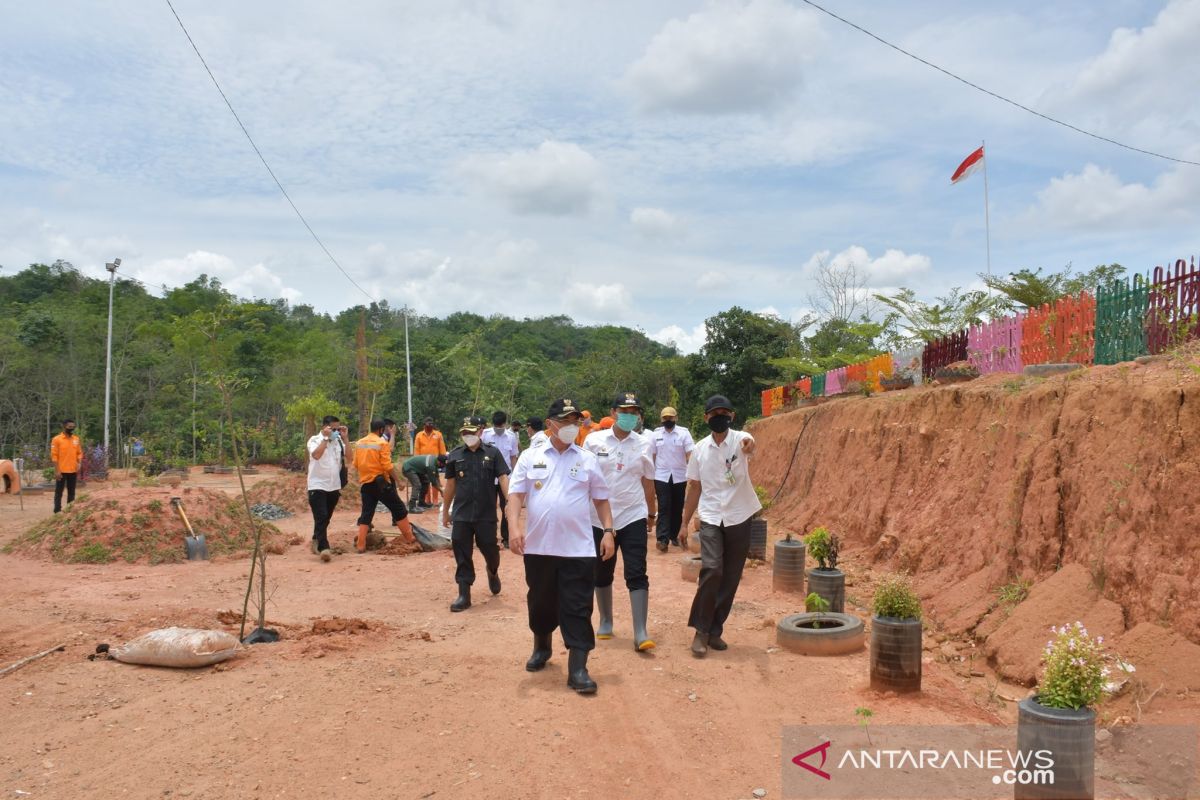 TPA Malutu difungsikan, Bupati HSS minta kurangi penggunaan plastik