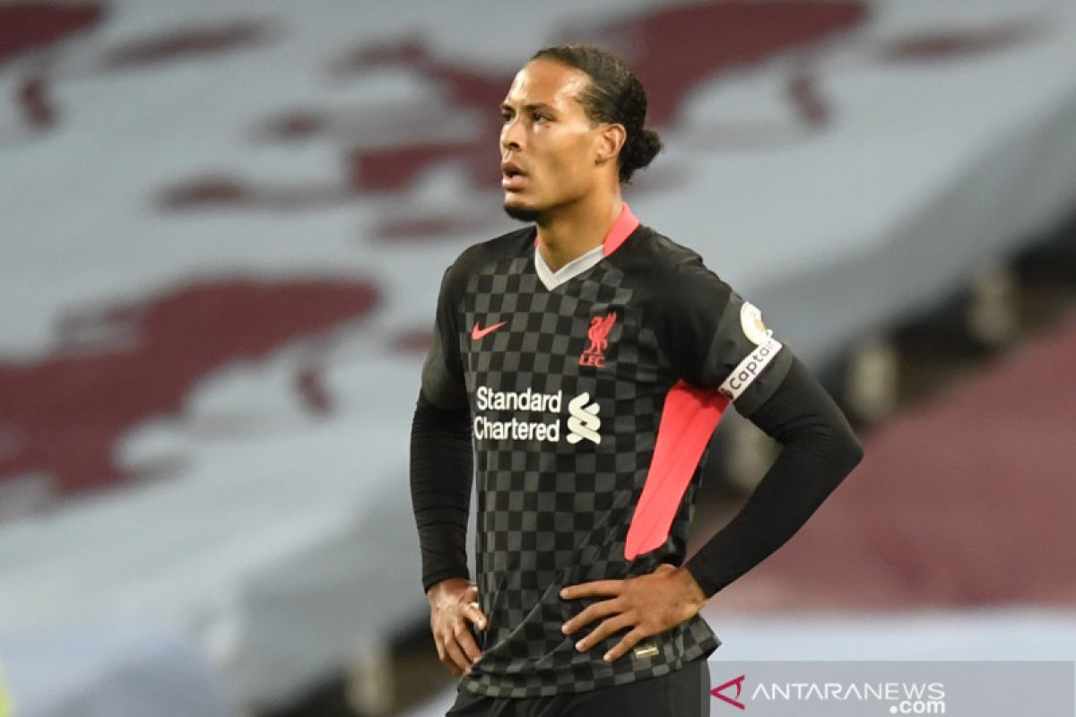 Virgil Van Dijk merasa semua orang ingin melihat Liverpool jatuh