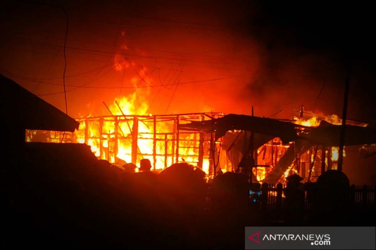 Api hanguskan rumah tokoh masyarakat Baamang Sampit