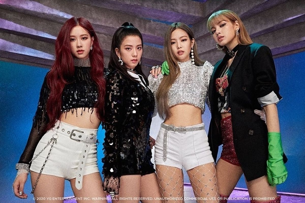 BLACKPINK berhasil cetak rekor dengan menjual 590 ribu album dalam sehari