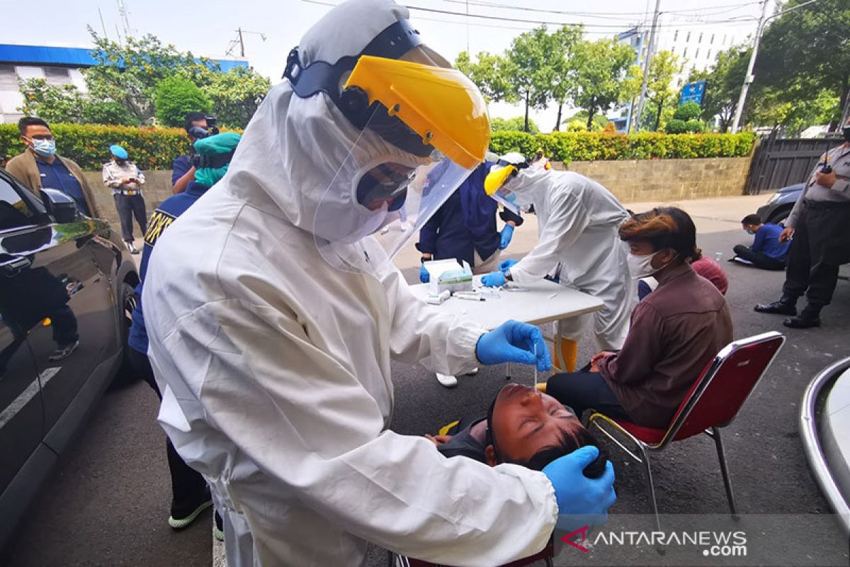 Polres Jakarta Barat proaktif cek kesehatan personel