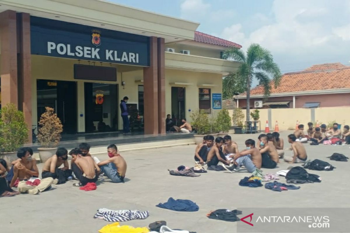 141 pelajar berunjukrasa tolak UU CIpta Kerja di Karawang ditangkap polisi