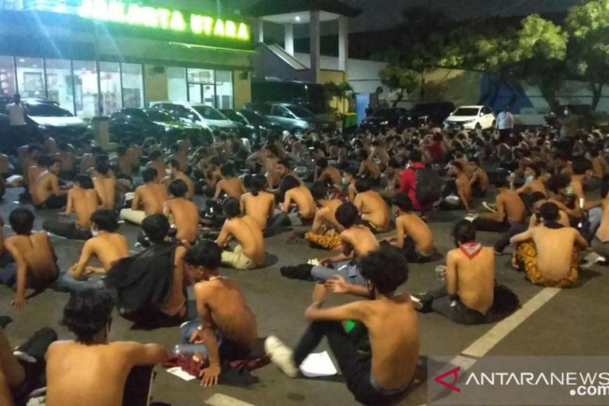 Polres Jakarta Utara amankan 296 pelajar hendak demo tolak UU Cipta Kerja