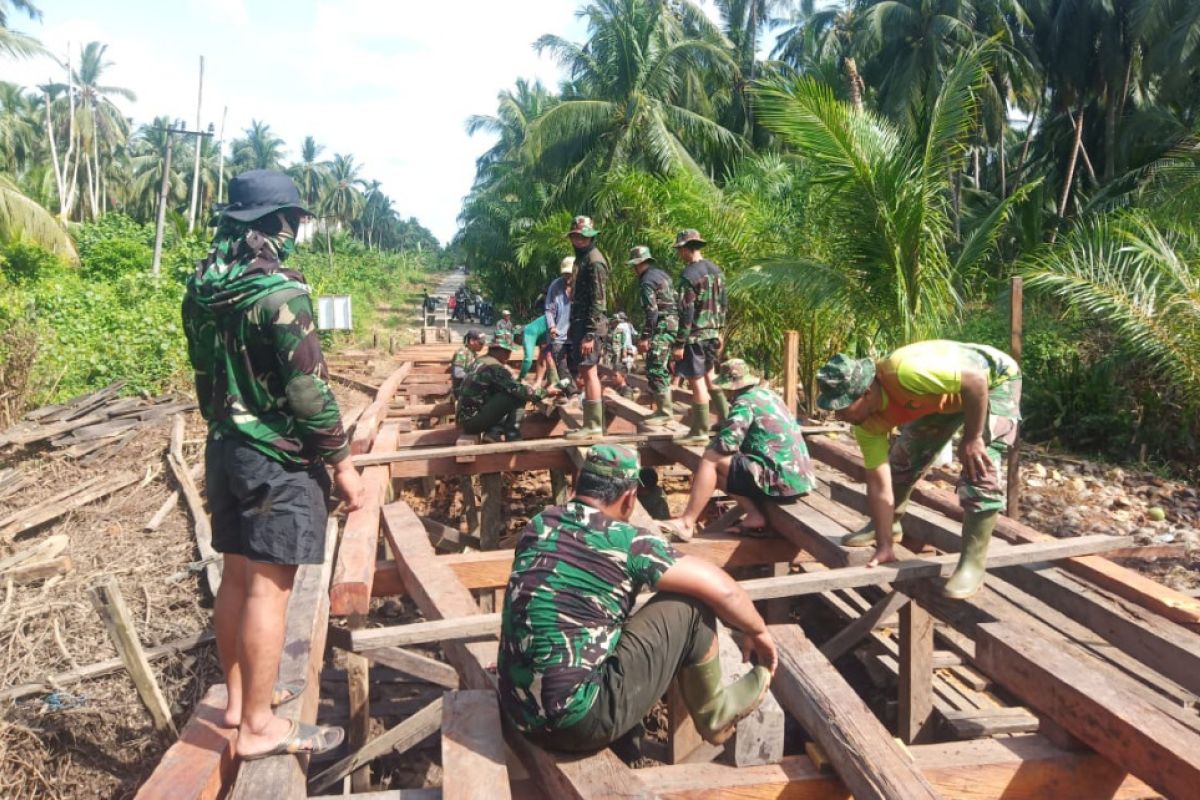 Satgas TMMD dan warga semakin solid dalam melaksanakan pembangunan