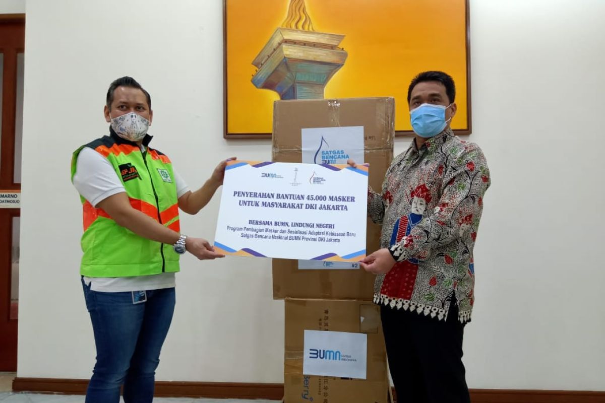 Cegah penyebaran corona, Satgas nasional BUMN bagikan 45.000 masker