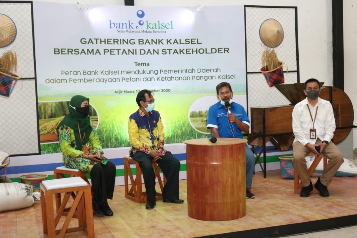 Bank Kalsel kembali laksanakan gathering dengan petani