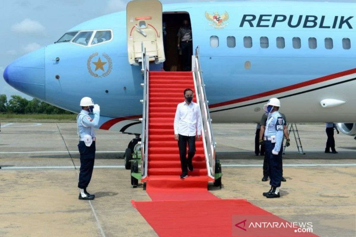 Jokowi : Kehidupan pekerja akan membaik dengan UU Cipta Kerja