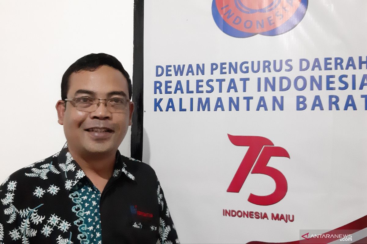 REI Kalbar sebut Omnibus law Cipnaker bidang properti percepat realisasi rumah MBR